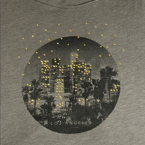 Hollister Gray Short Sleeve Tee with Los Angeles Graphic - Picture 2 of 5
